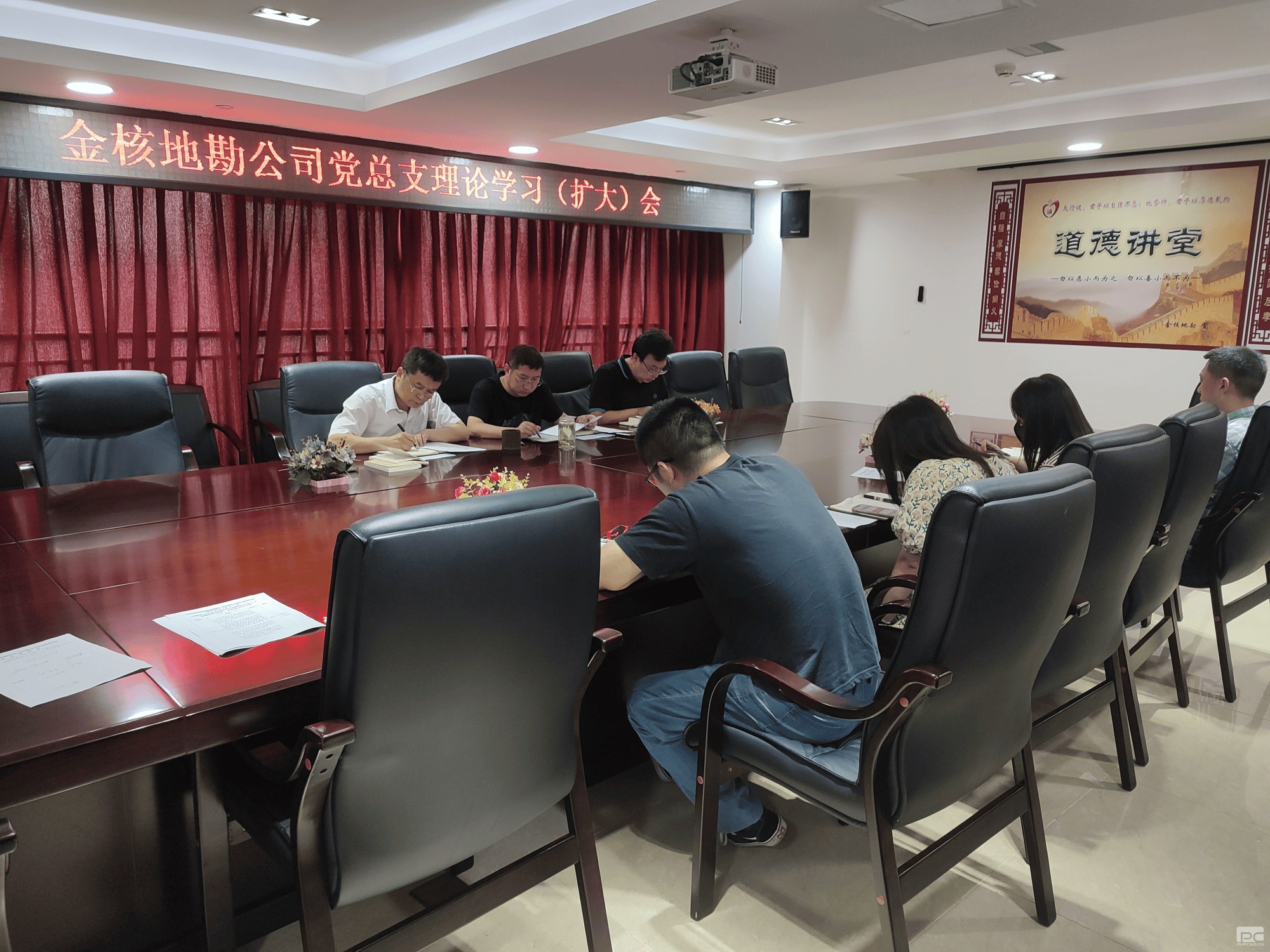 海博论坛·hibet(中国)官方网站
