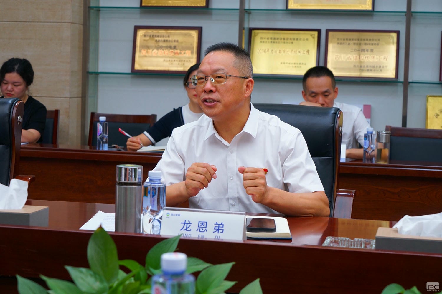 ������̳��hibet(�й�)�ٷ���վ